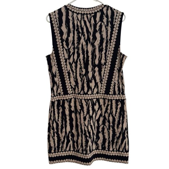 BCBGMaxazria Bridgit Tunic Mini Dress Women's MEDIUM Black Ivory Animal Print - Picture 3 of 8